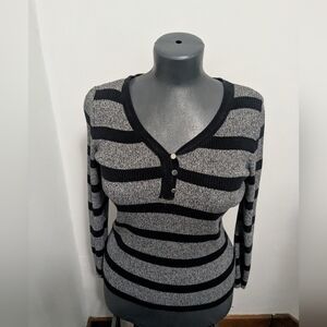 Liz Claiborne M gray black striped v neck top Fall Goth Halloween long sleeves